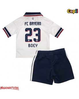 Bayern Munich Sacha Boey #23 Echipament de Fotbal Replică 2026-27 Copii Deplasare (+ Șorturi)